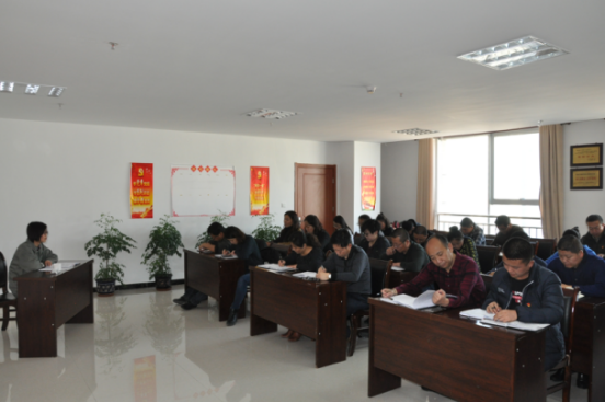 集團黨委委員、副總經(jīng)理劉玲同志宣講黨的十九大精神